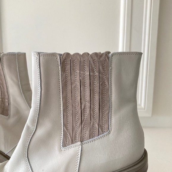 Free People James Chelsea Gray Leather Heeled Boots Sz 41 - Picture 4 of 10